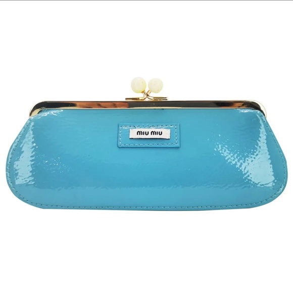 Blue Clutch Gold Kiss lock Closure Patent Finish w/ Crossbody St… - Picture 3 of 6